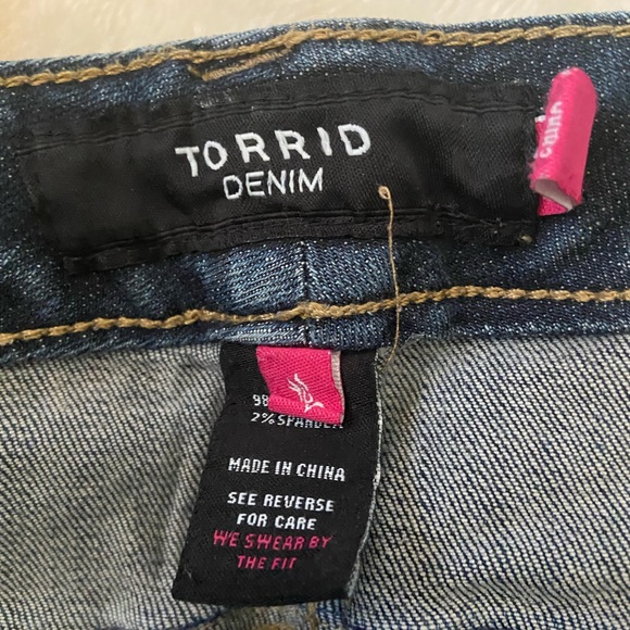 🌸Torrid Jeans size 16 - Picture 3 of 3